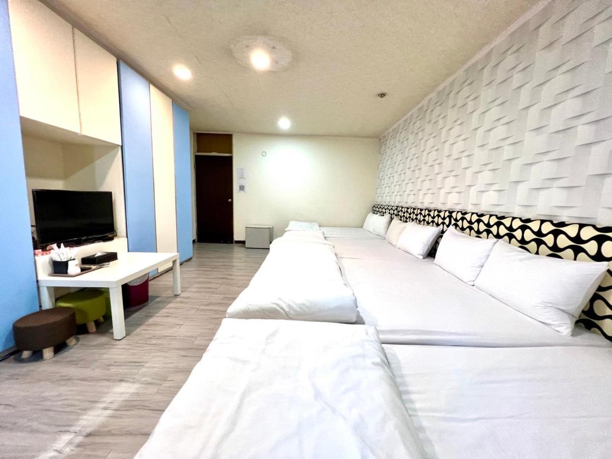逢甲mickey House Apartman Tajcshung Kültér fotó